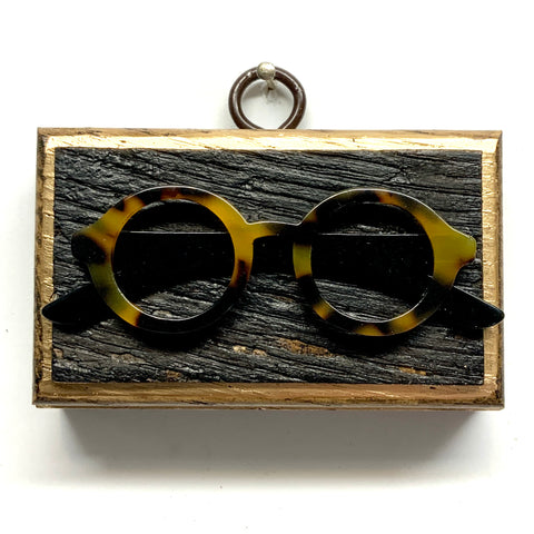 Bourbon Barrel Frame with Glasses (3.25