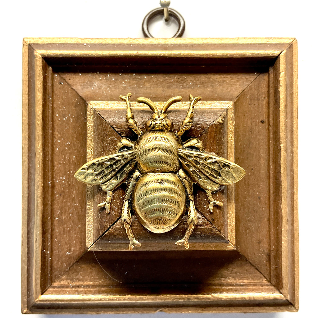 Wooden Frame with Grande Bee (3.25