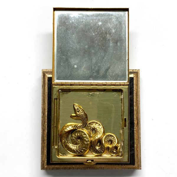 Bourbon Barrel Frame with Italian Bee on Compact (3.75