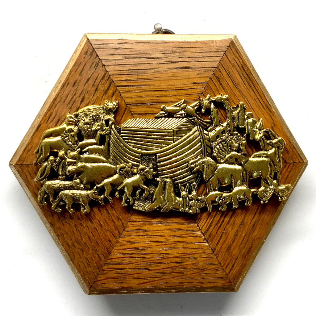 Wooden Frame with Noah's Ark (4.75