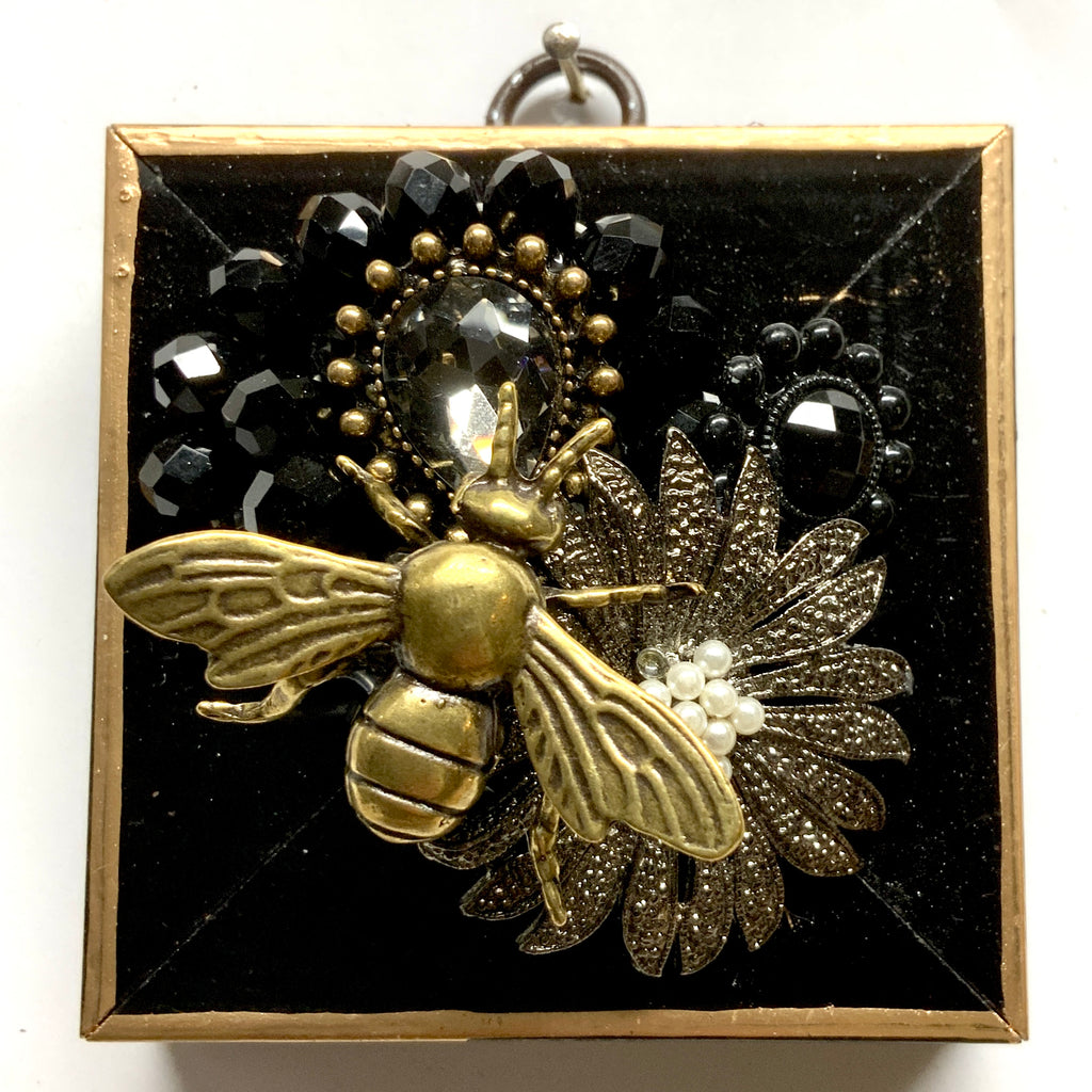 Modern Lacquered Frame with Bee on Brooch (3