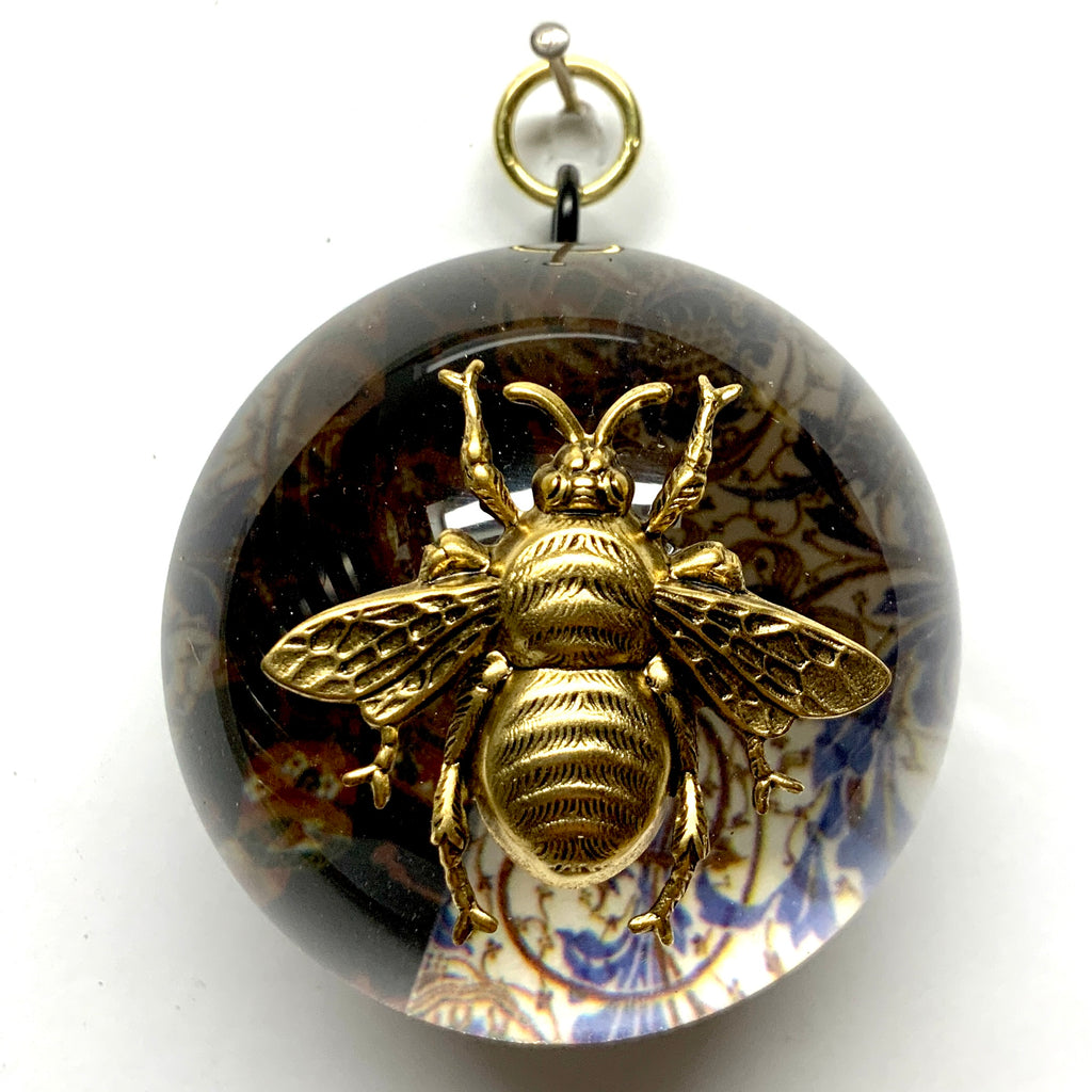 Acrylic Dome Frame with Grande Bee on Marbled Paper / Slight Imperfections (2.5
