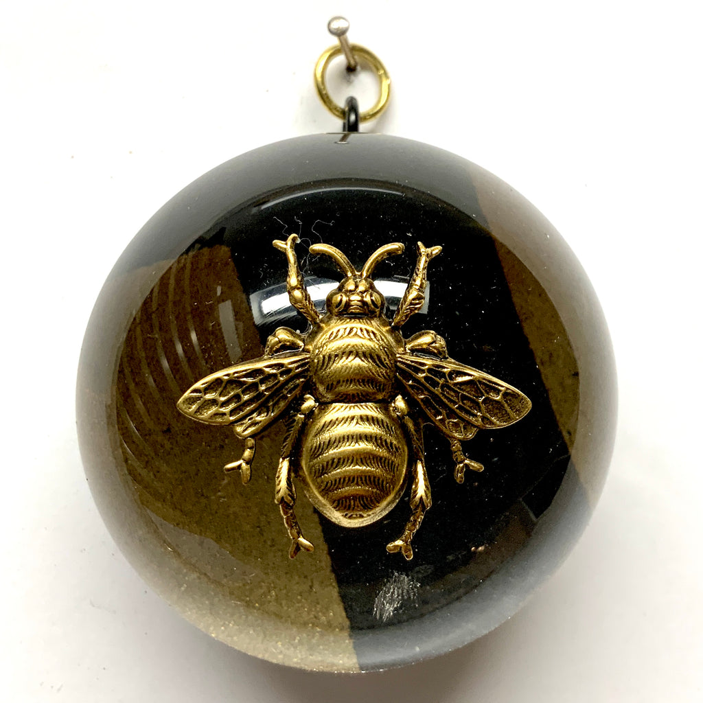 Acrylic Dome Frame with Grande Bee on Marbled Paper / Slight Imperfections (3