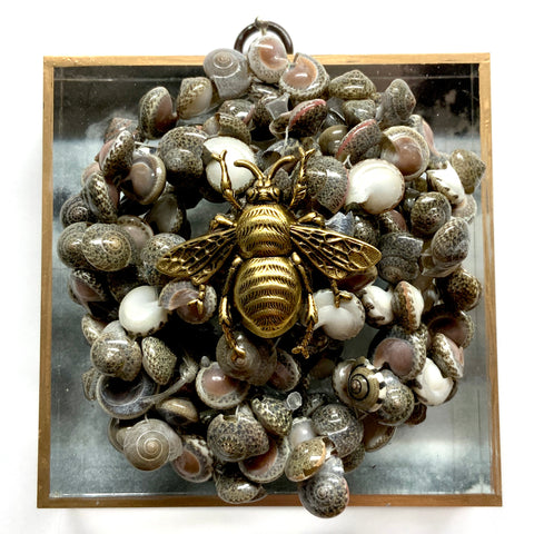 Acrylic Frame with Grande Bee on Necklace / Slight Imperfections (4