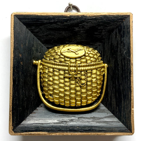 Painted Frame with Nantucket Basket (4