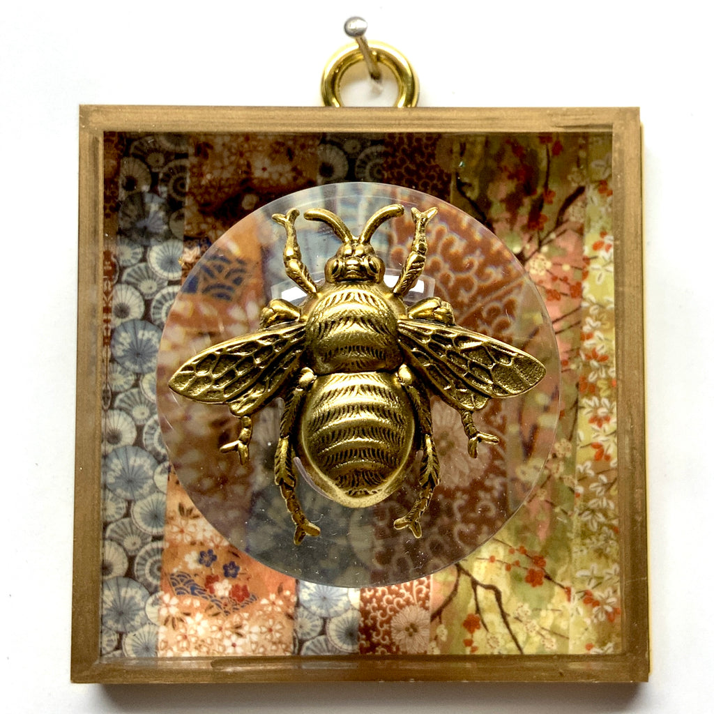 Acrylic Frame with Grande Bee on Acrylic Dome / Slight Imperfections (3