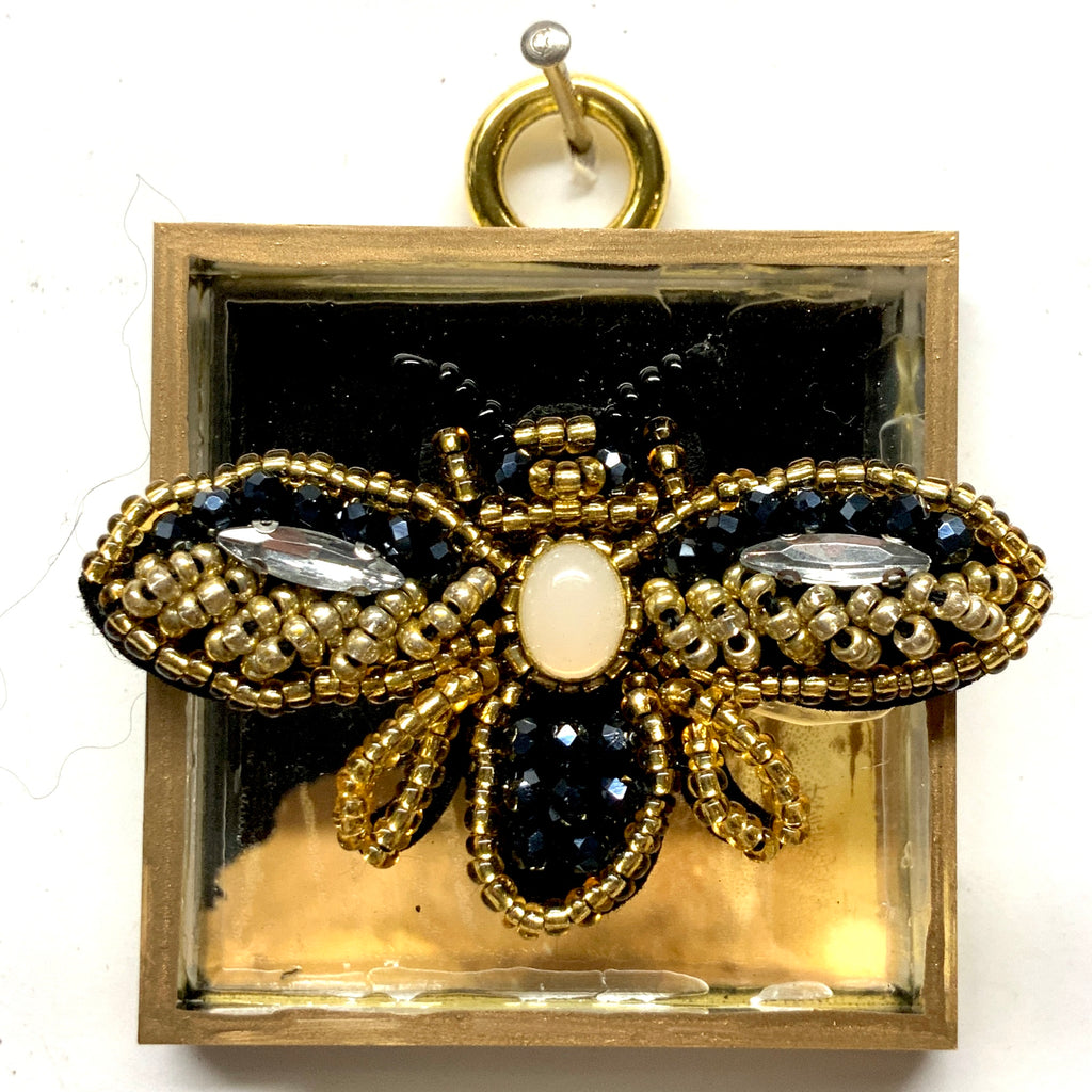 Acrylic Frame with Beaded Bee / Slight Imperfections (2