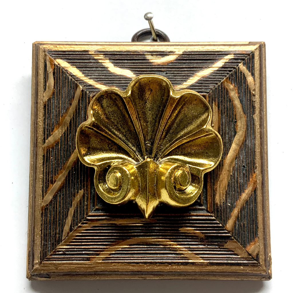 Wooden Frame with Shell (3.25