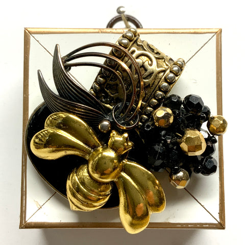 Modern Lacquered Frame with Deco Bee on Brooch (2.75