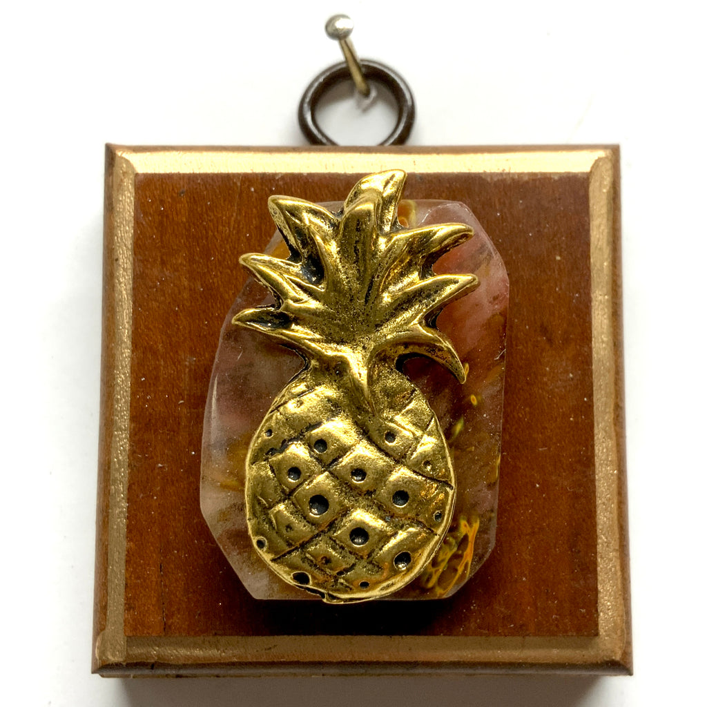 Wooden Frame with Pineapple (2.5