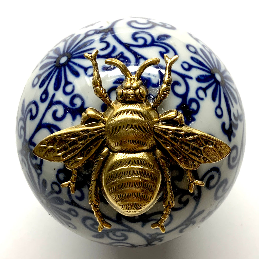 Ceramic Ball Frame with Grande Bee / Slight Imperfections (2
