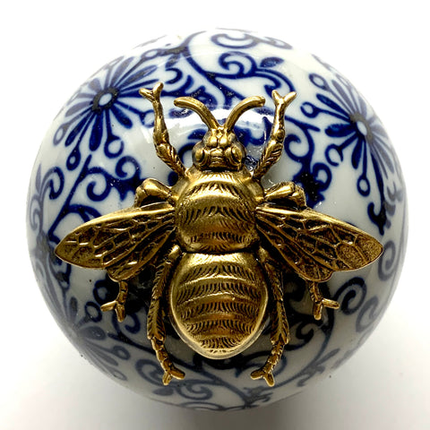 Ceramic Ball Frame with Grande Bee / Slight Imperfections (2