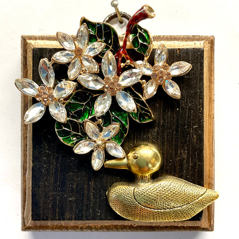 Bourbon Barrel Frame with Duck on Brooch (3.25