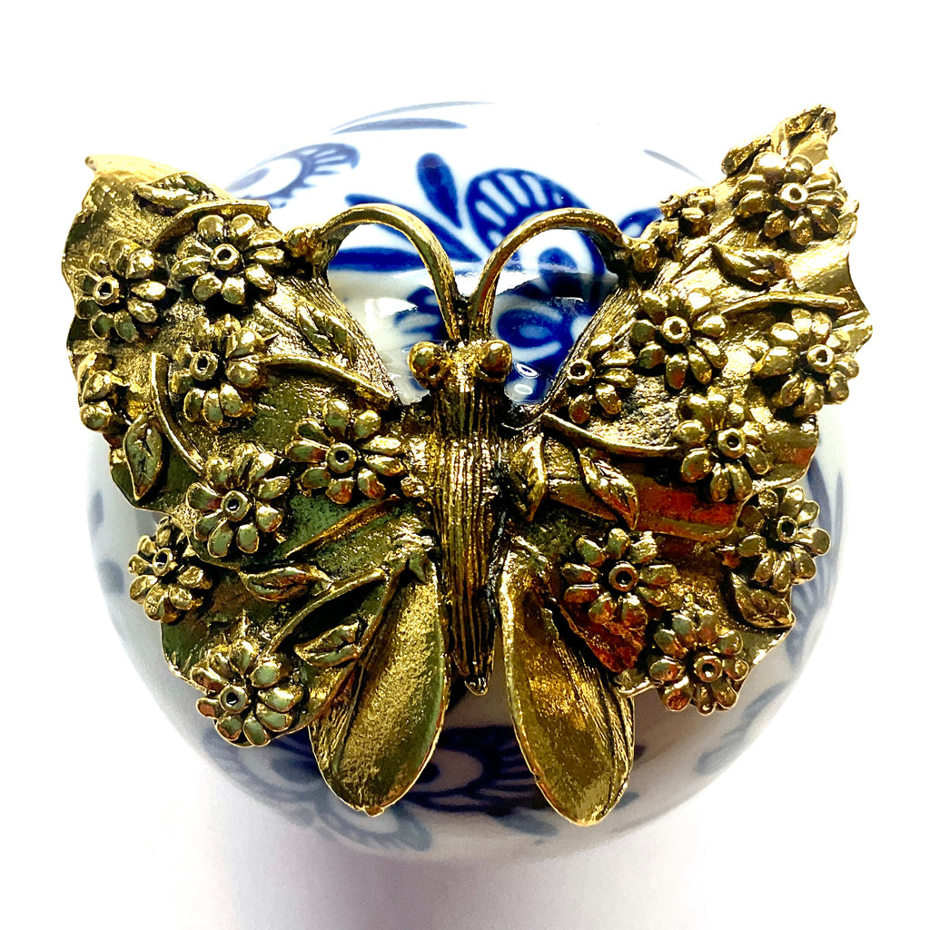 Ceramic Ball with Butterfly (2.5
