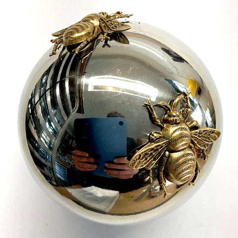 Gazing Ball Frame with Grande Bees / Slight Imperfections (3.5