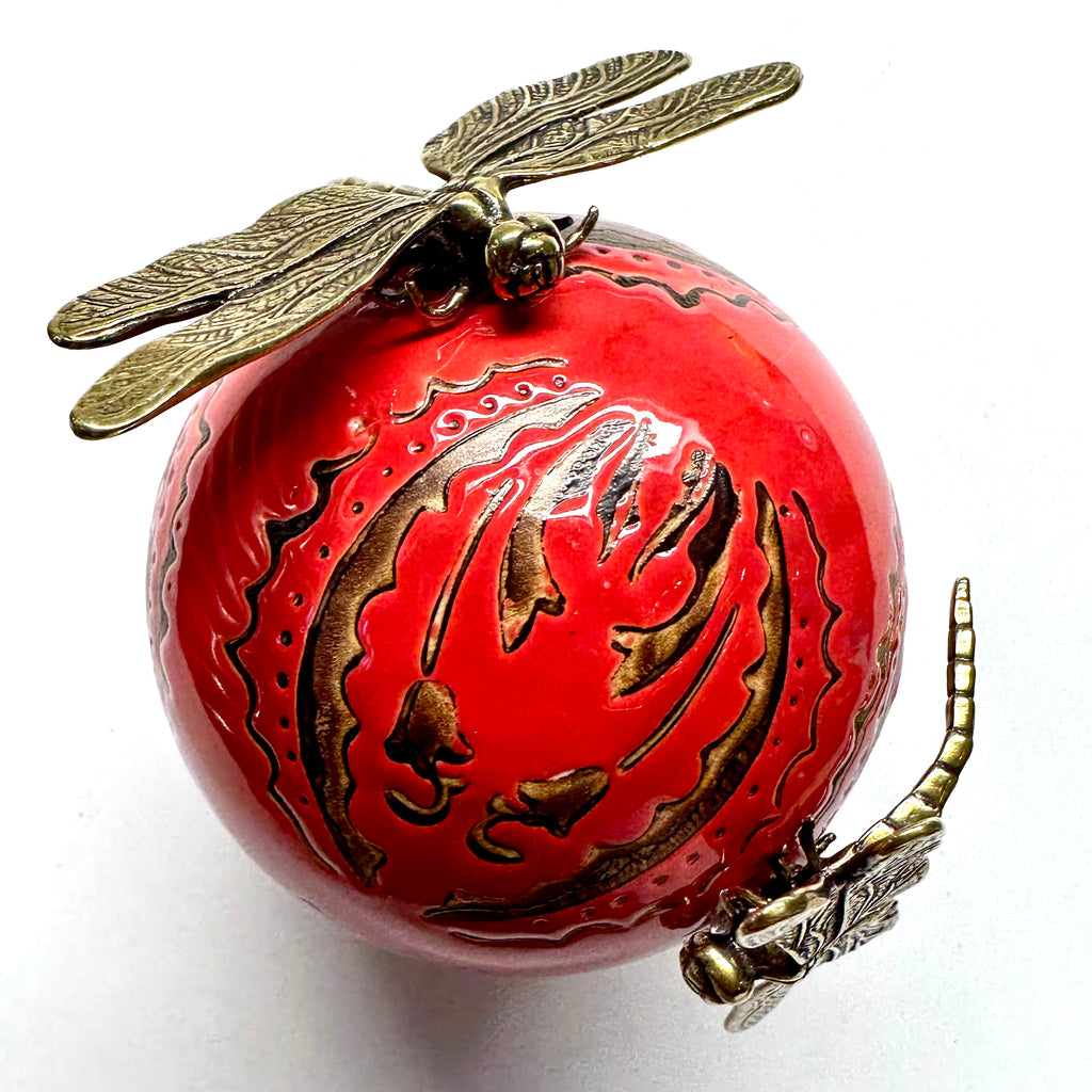 Ceramic Ball with Dragonflies (3 wide)