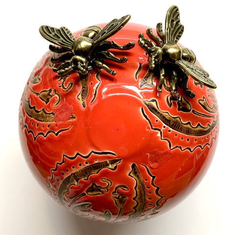 Ceramic Ball Frame with Bees (4