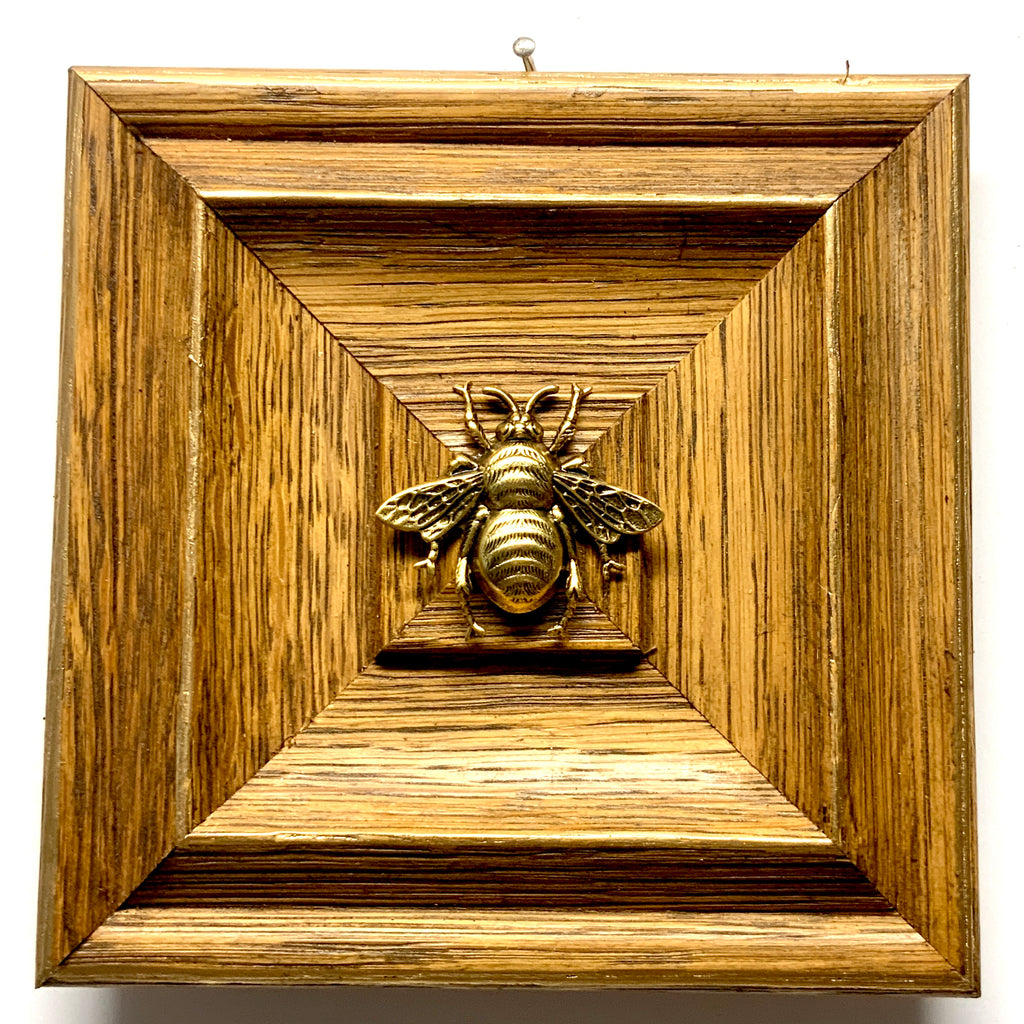 Wooden Frame with Grande Bee (5.25