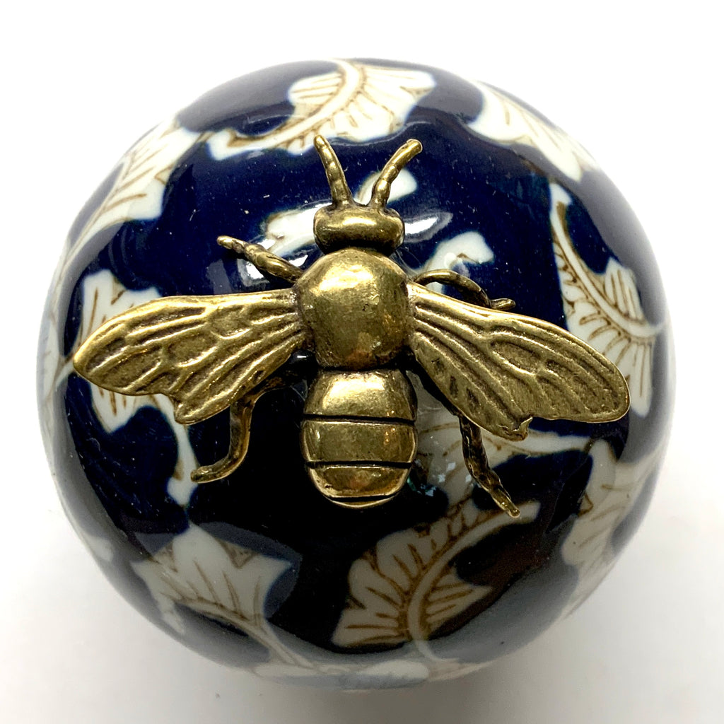Ceramic Ball Frame with Bee / Slight Imperfections (3