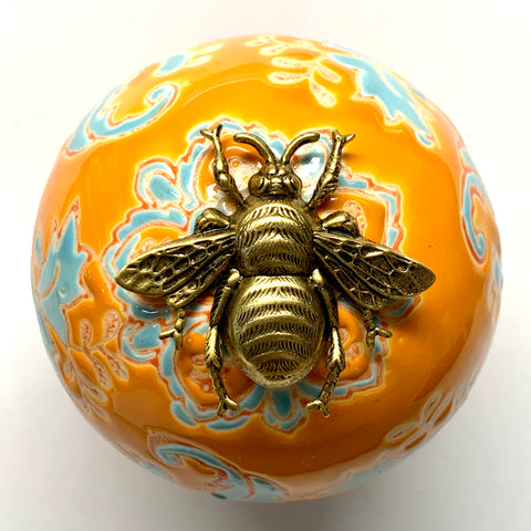 Ceramic Ball Frame with Grande Bee / Slight Imperfections (3