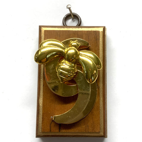 Wooden Frame with Deco on Brooch (2