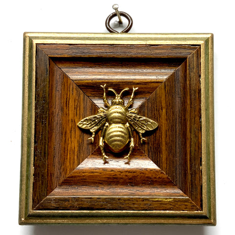 Wooden Frame with Grande Bee (4