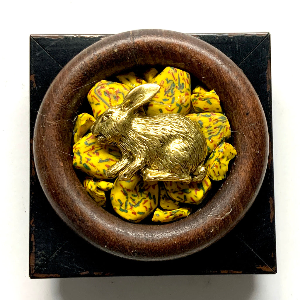 Modern Lacquered Frame with Bunny on Beads (3” wide)