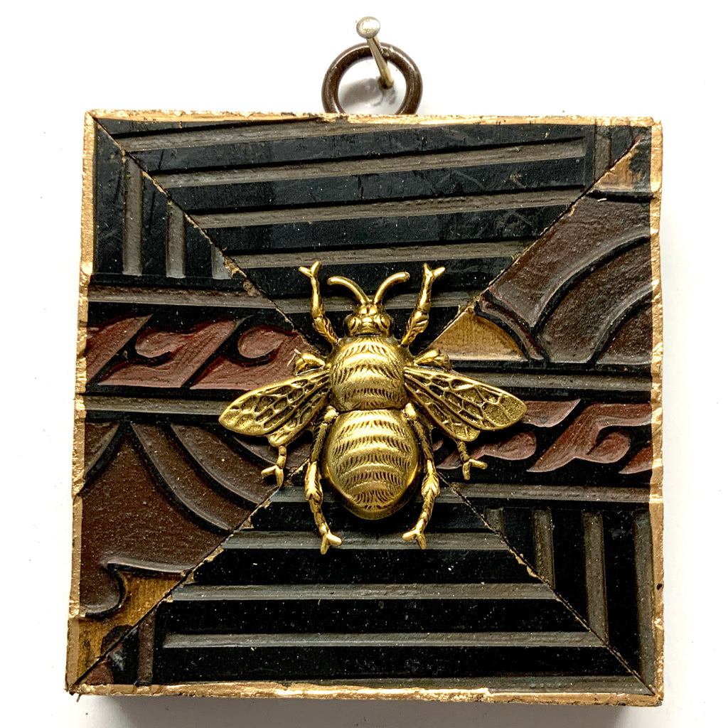 Coromandel Frame with Grande Bee (3