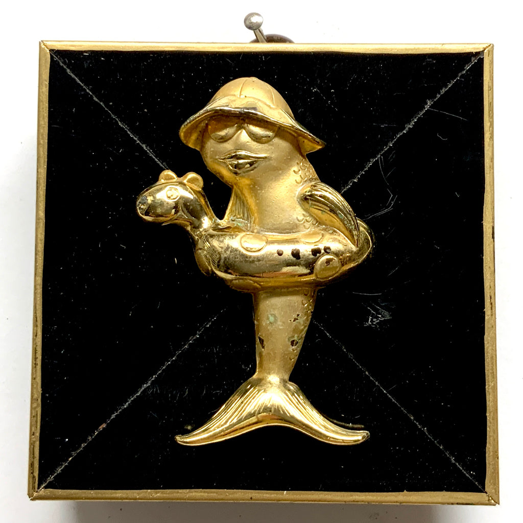 Modern Lacquered Frame with Fish (3