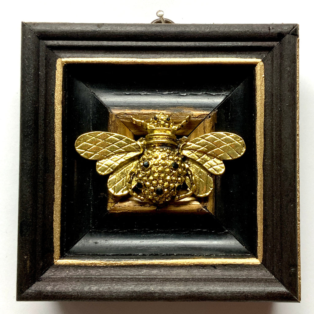 Wooden Frame with Queen Bee (4.5