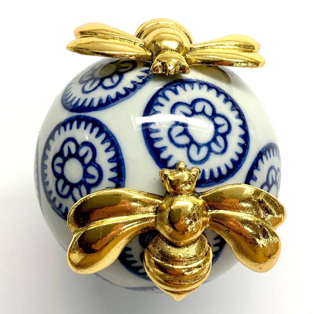 Ceramic Ball Frame with Deco Bees (2.5