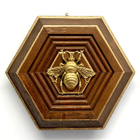 Wooden Frame with Grande Bee (4.5