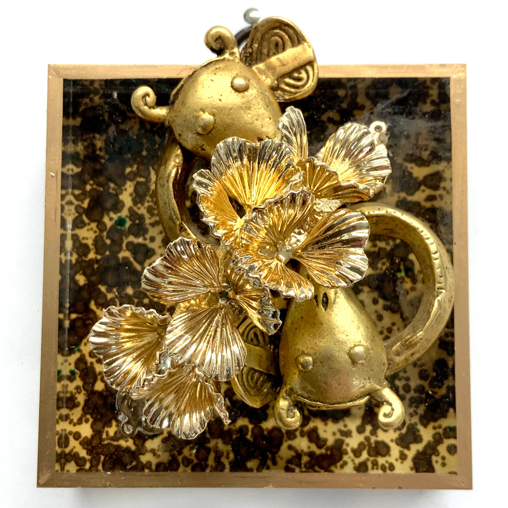 Acrylic Frame with Fish on Earrings / Slight Imperfections (3