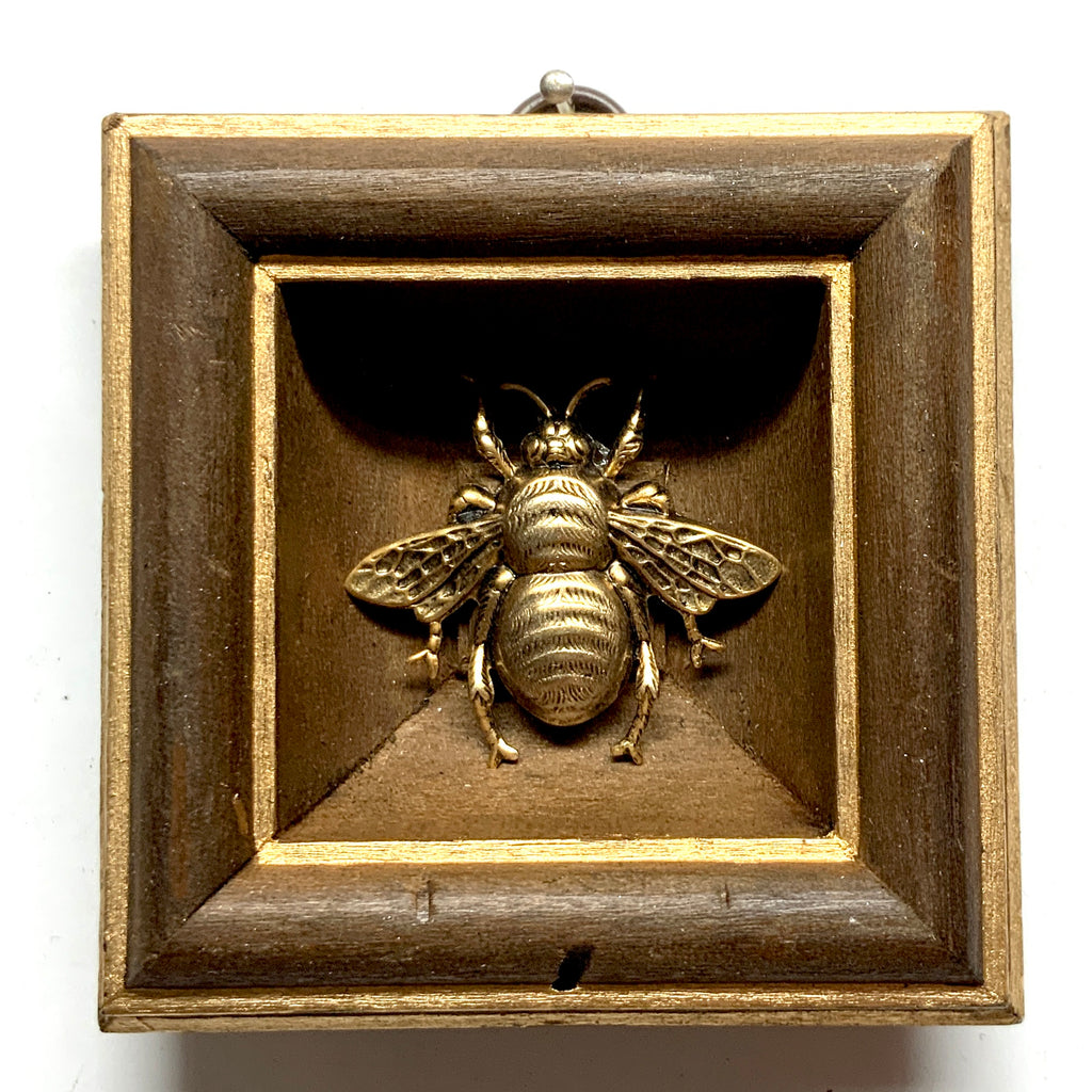 Wooden Frame with Grande Bee (3.5