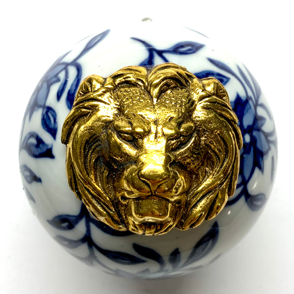 Ceramic Ball Frame with Lion / Slight Imperfections (2