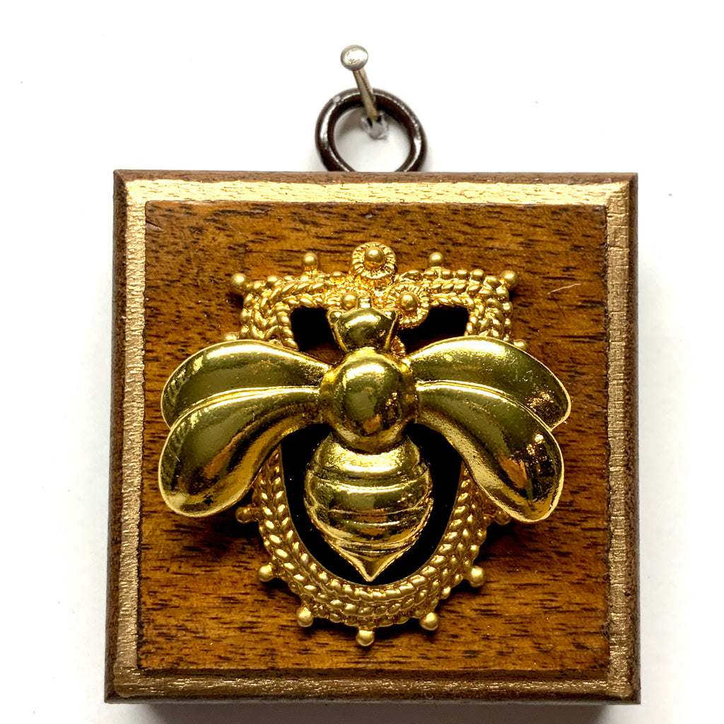 Wooden Frame with Deco Bee on Brooch (2.5
