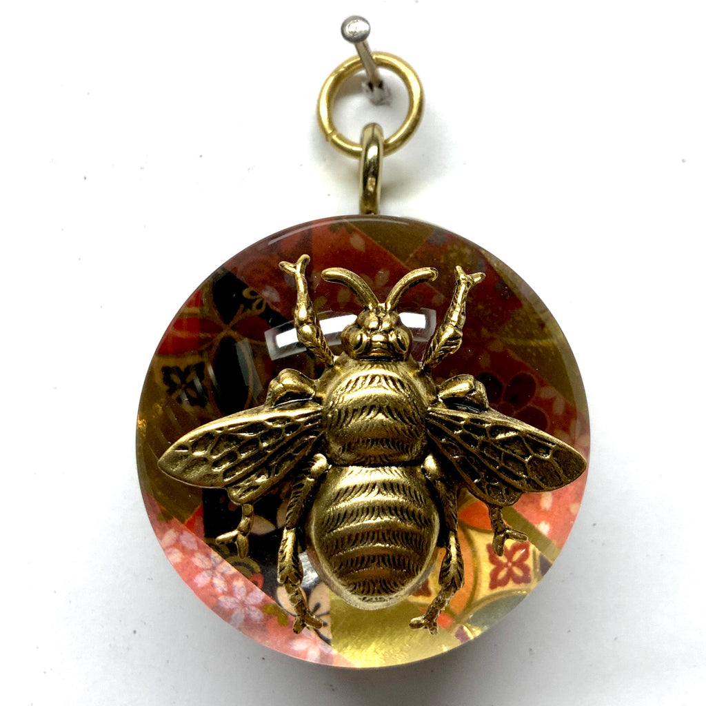 Acrylic Dome Frame with Grande Bee / Slight Imperfections (2