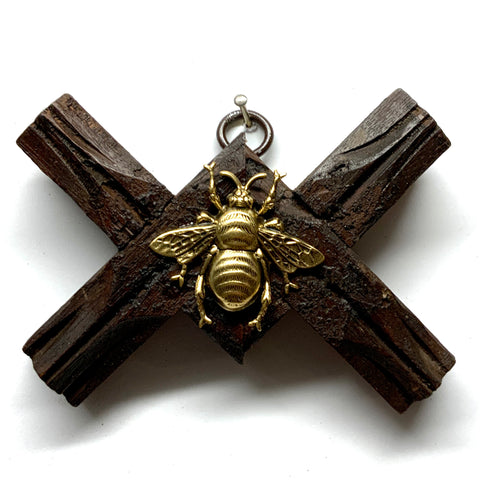 Wooden Frame with Grande Bee (4