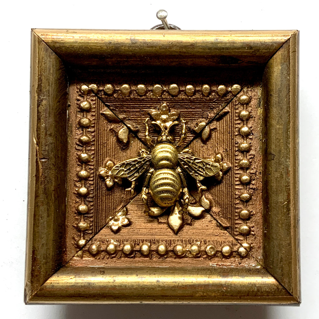 Gilt Frame with Grande Bee (3