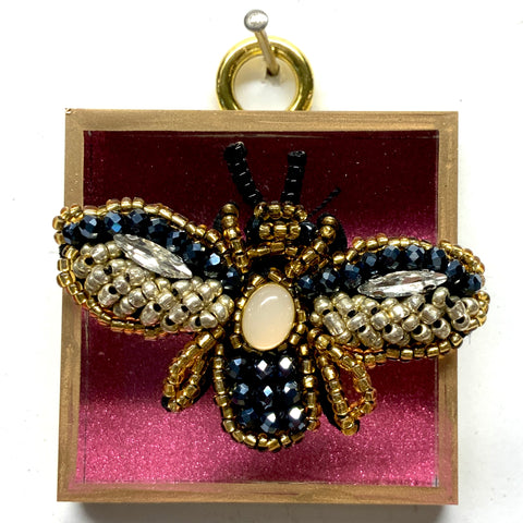 Acrylic Frame with Beaded Bee / Slight Imperfections (2
