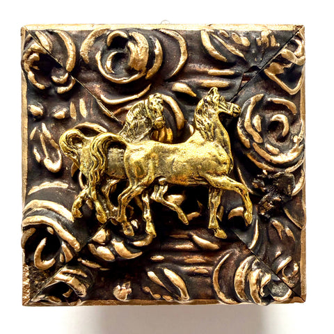 Gilt Frame with Horse (3.5