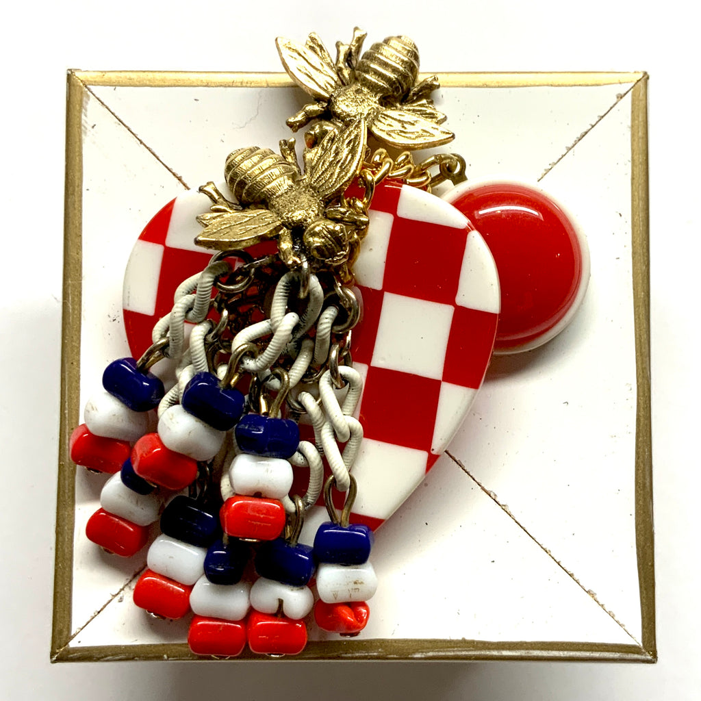 Modern Lacquered Frame with Napoleonic Bees on Brooch / Slight Imperfections (2.5