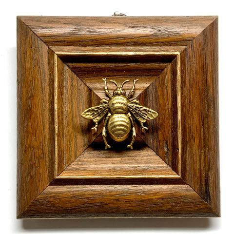 Wooden Frame with Grande Bee (4.5