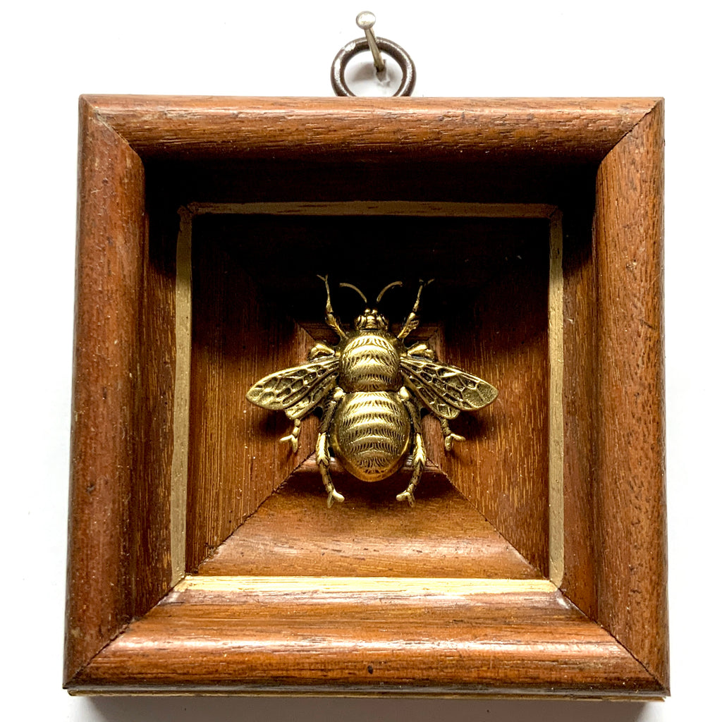 Wooden Frame with Grande Bee (4