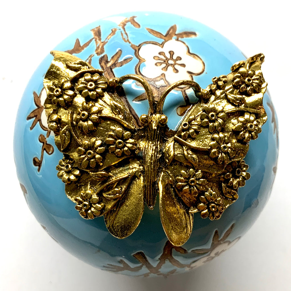 Ceramic Ball Frame with Butterfly / Slight Imperfections (3