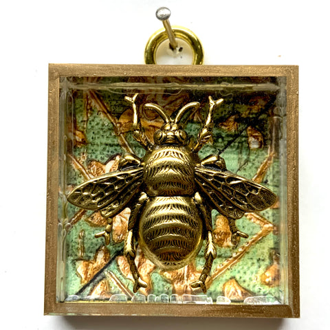 Acrylic Frame with Grande Bee / Slight Imperfections (2