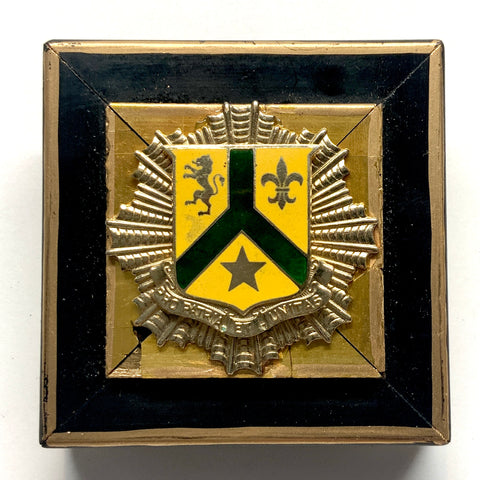 Lacquered Frame with 101st Signal Battalion Medallion (2.75