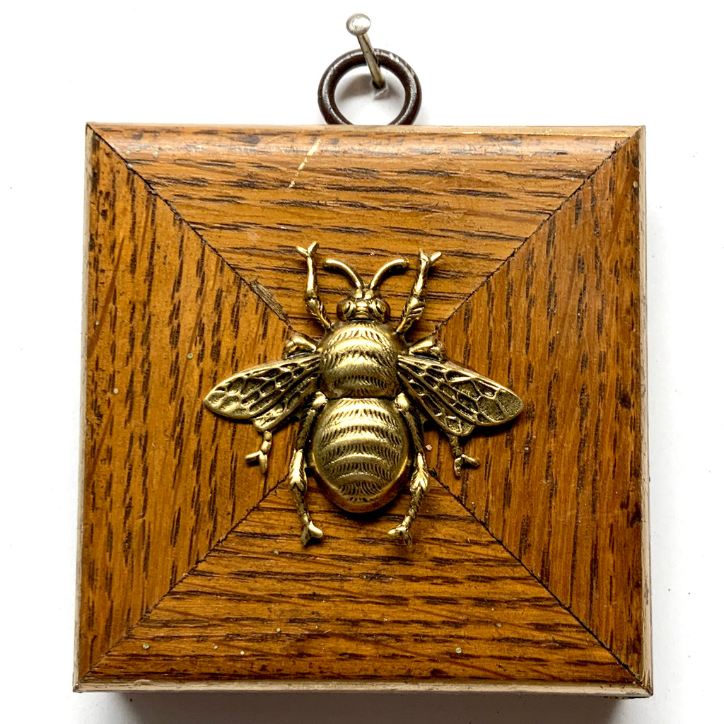 Wooden Frame with Grande Bee (3