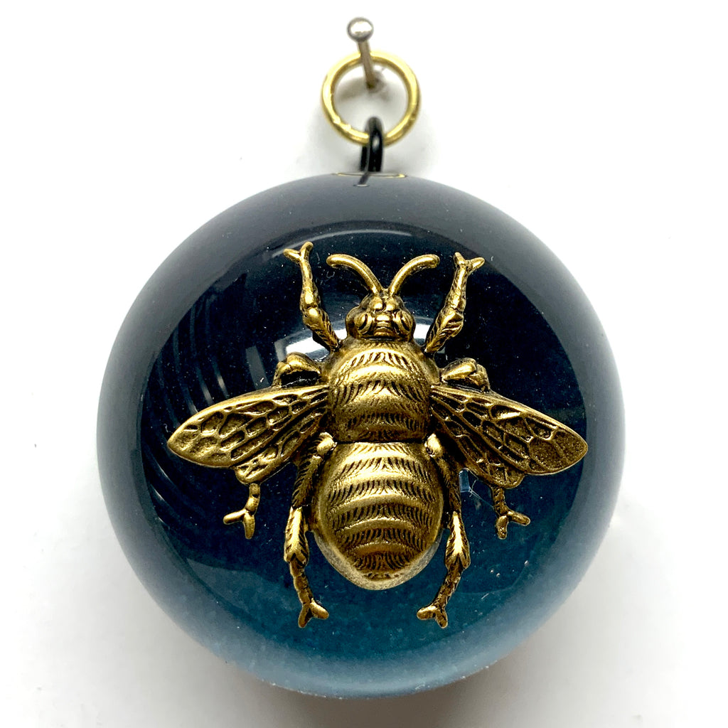 Acrylic Dome Frame with Grande Bee / Slight Imperfections (2.5