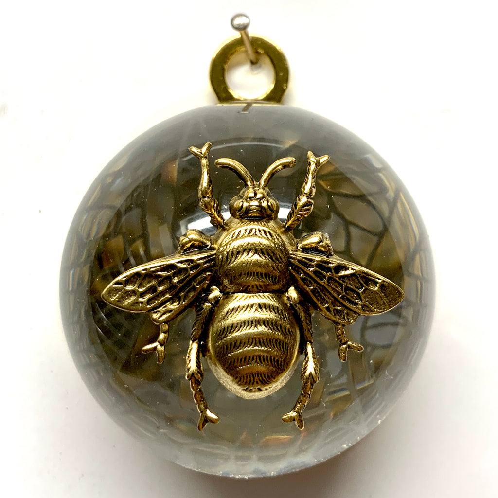 Acrylic Dome Frame with Grande Bee / Slight Imperfections (2.5
